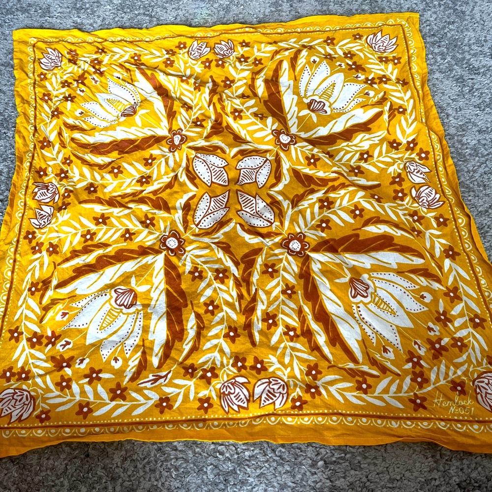 Handker Bandana 051 - Antonia (formerly Hemlock Bandanas)